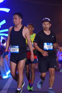 BIB: 41913, 421, 0261
                            <button type="button" onclick="openModal(21491923)" class="btn btn-primary btn-sm float-right btn-popup" data-toggle="modal" data-target=".modal-high-quality">
                        <i class="fas fa-shopping-cart"></i> Add to Cart
                    </button>
                                            <button type="button" onclick="isThisMe(21491923, true)" class="btn btn-success btn-sm float-right btn-popup btn-isme hidden" data-toggle="tooltip" data-placement="bottom" title="นี่คือรูปของคุณใช่ไหม คลิกที่นี่เพื่อเอาเข้าอัลบั้ม">
                        <i class="fas fa-plus"></i> Add to album
                    </button>
                    <button type="button" onclick="isThisMe(21491923, false)" class="btn btn-warning btn-sm float-right btn-popup btn-isnotme hidden">
                        <i class="fas fa-ban"></i> Remove from album
                    </button>